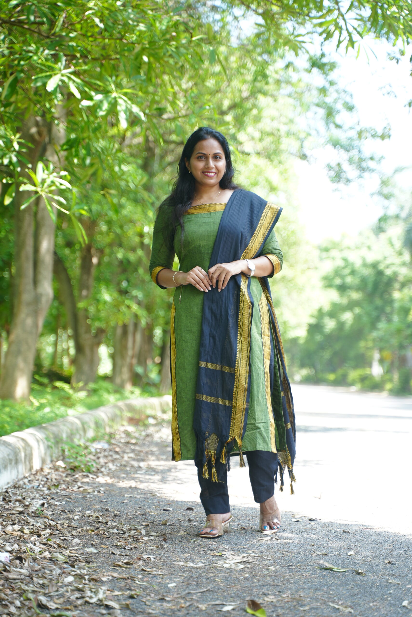 SJ-15 | Mangalagiri Handloom Cotton 3-Piece Suit Set – Leaf Green & Black Contrast - Image 3