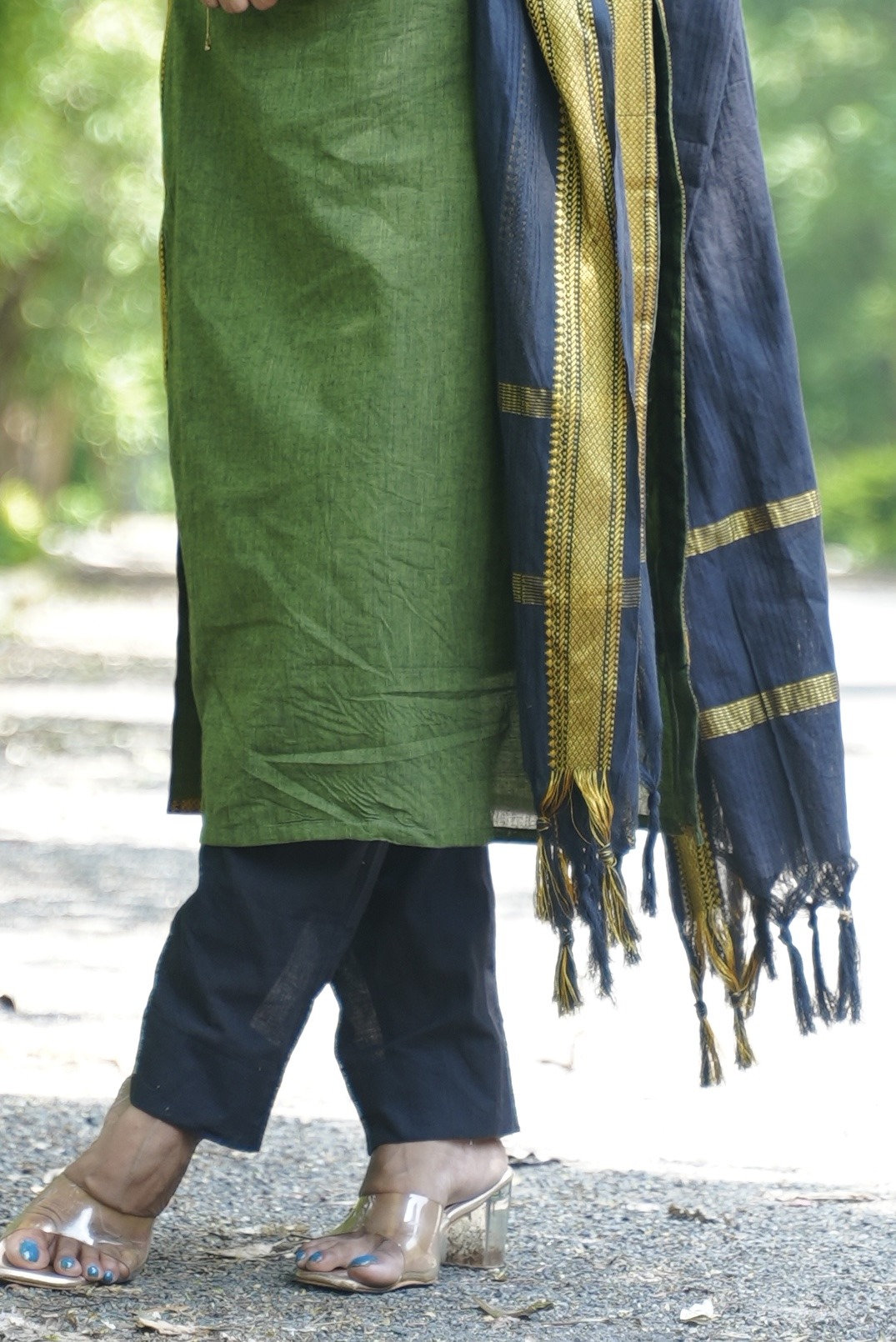 SJ-15 | Mangalagiri Handloom Cotton 3-Piece Suit Set – Leaf Green & Black Contrast - Image 8
