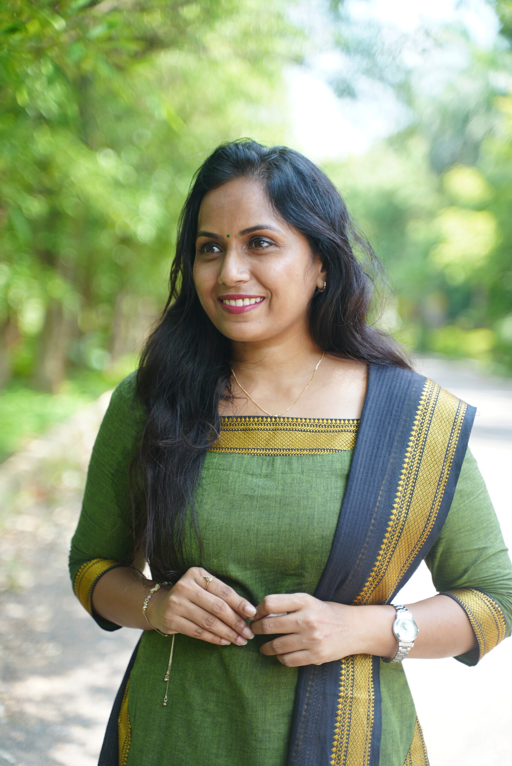 SJ-15 | Mangalagiri Handloom Cotton 3-Piece Suit Set – Leaf Green & Black Contrast - Image 10