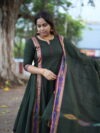 Narayani — Green Narayanpet Handloom Cotton Kali-Cut Kurti Set